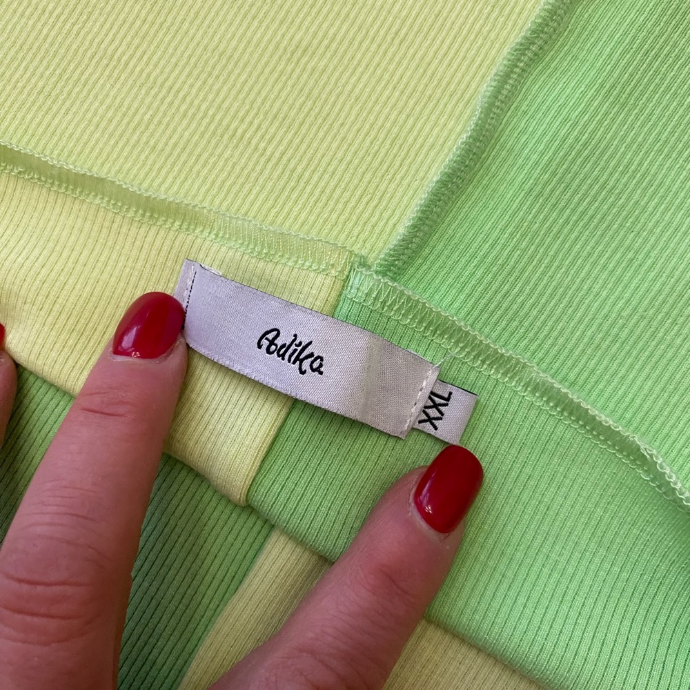 Never worn, halter top